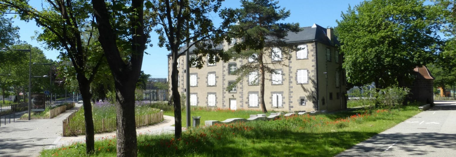 Place des Droits de l'Homme Clermont Ferrand Andesite